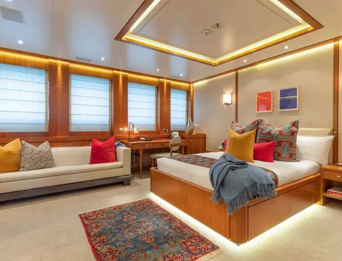 MAN OF STEEL - photo 8, MAN OF STEEL yacht charter