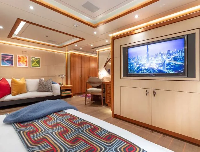 MAN OF STEEL - photo 9, MAN OF STEEL yacht charter