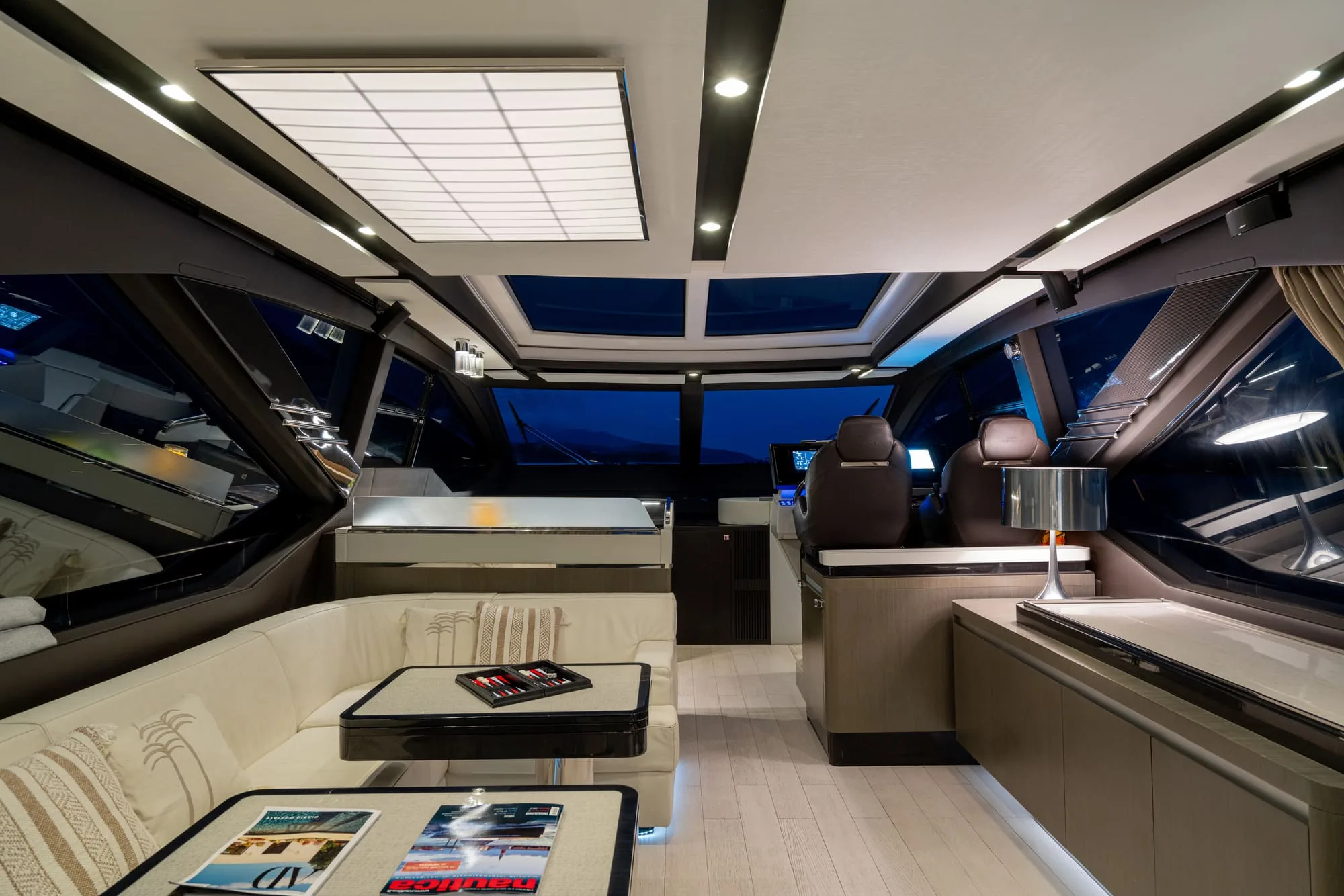 MANARA I - photo 14 yacht charter Cannes