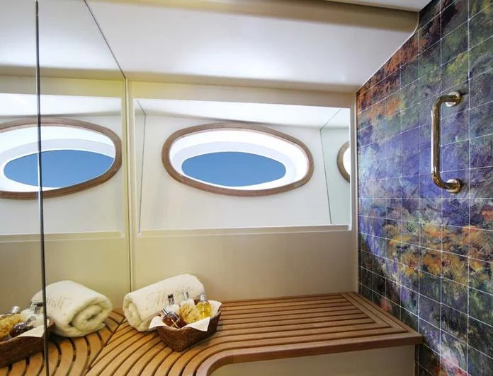 MARIE - photo 8, MARIE yacht charter