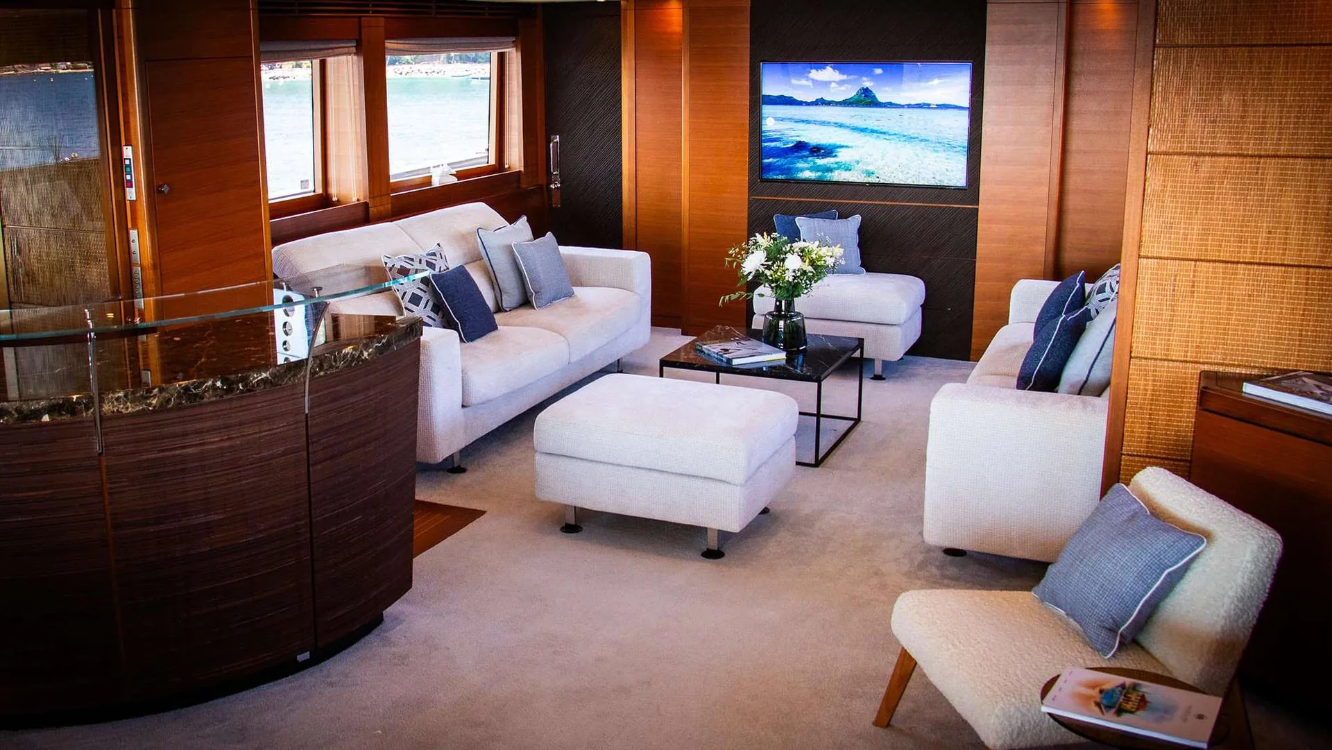 Matsu - photo 18 yacht charter Cannes