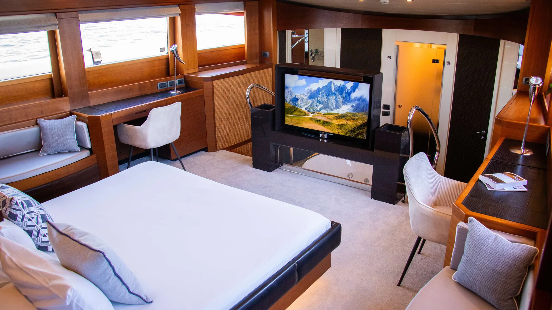 Matsu - photo 20 yacht charter Cannes