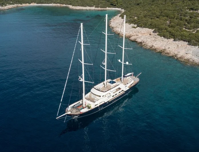 MEIRA - photo 13, MEIRA yacht charter