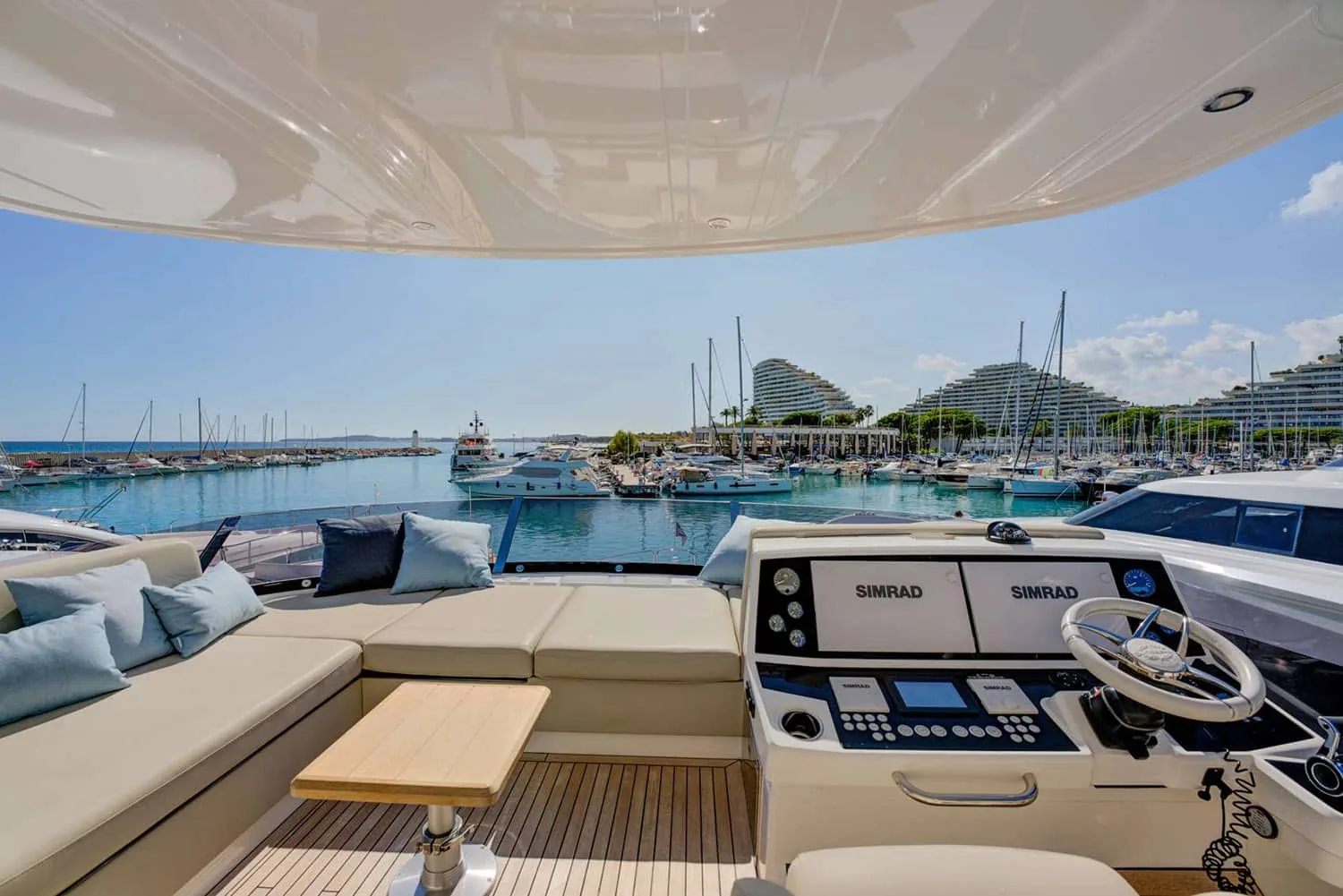 MIKEL ANGELO - photo 11 yacht charter Cannes