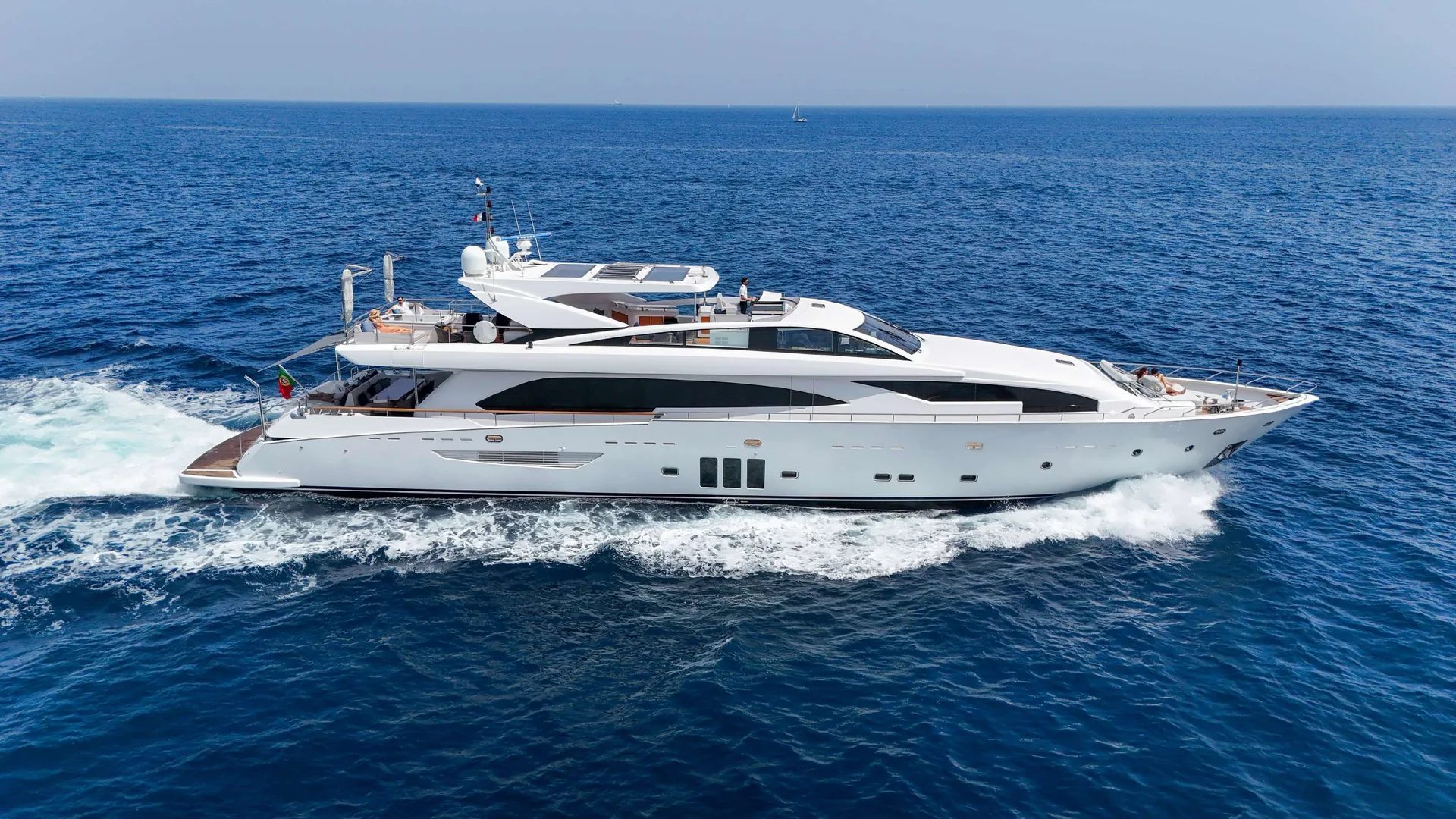 Millesime - photo 1 yacht charter Cannes