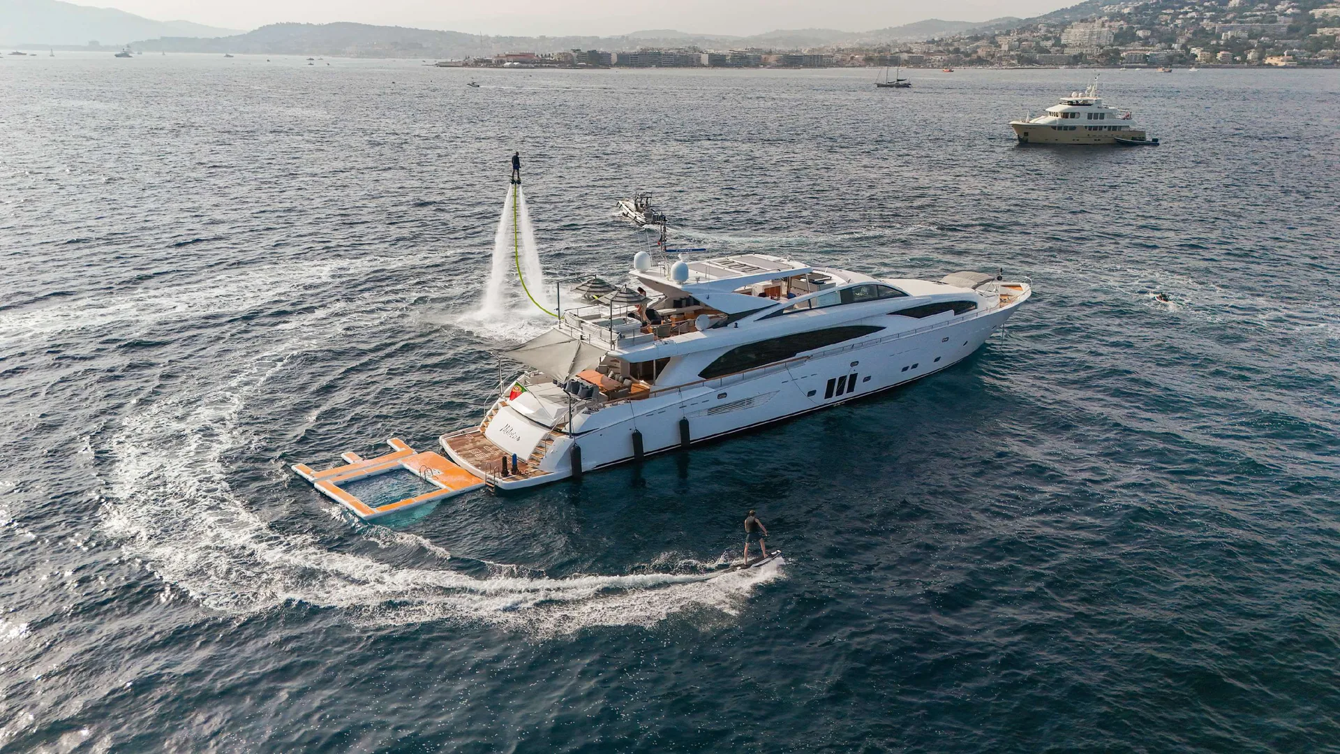 Millesime - photo 5 yacht charter Cannes