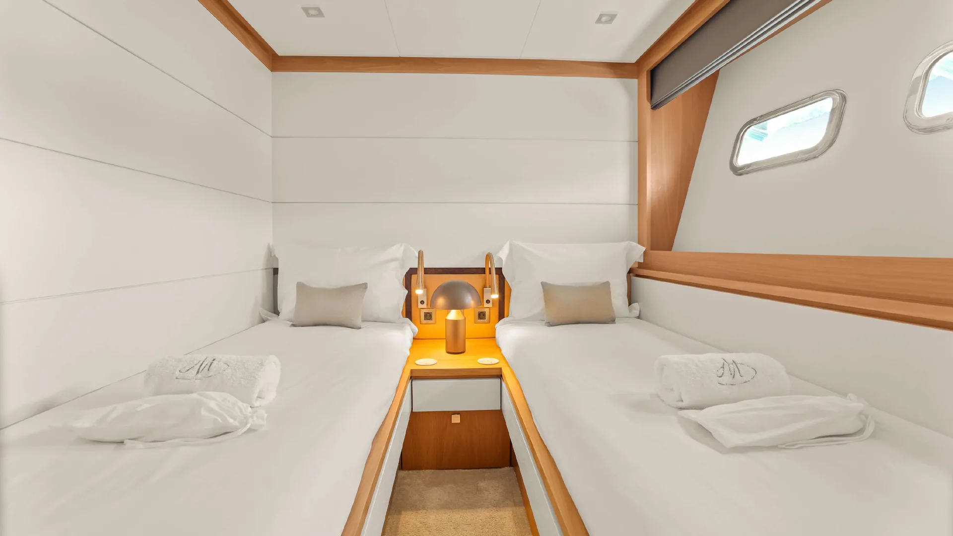Millesime - photo 24 yacht charter Cannes