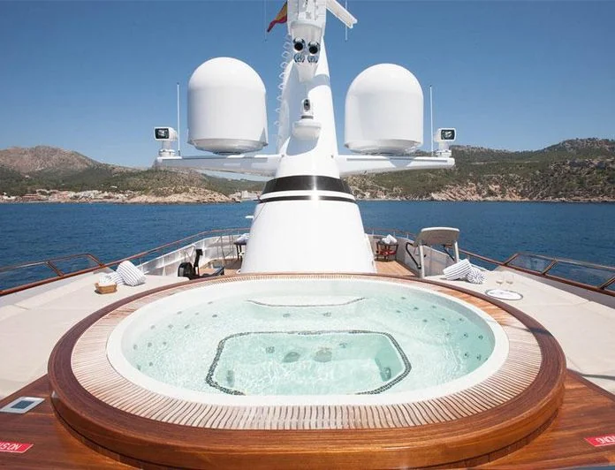 MIRAGE - photo 8, MIRAGE yacht charter