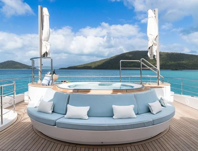 MISCHIEF - photo 13, MISCHIEF yacht charter
