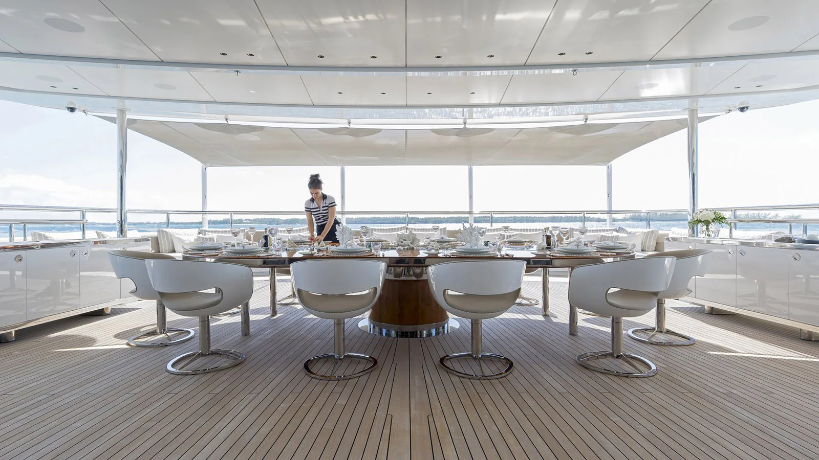 NAUTILUS - photo 6 yacht charter Cannes