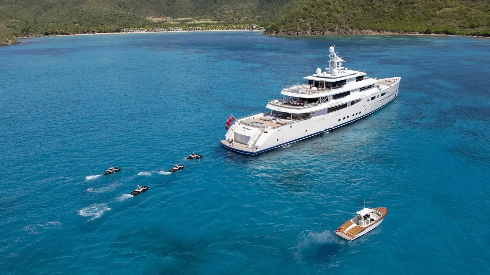 NAUTILUS - photo 15 yacht charter Cannes