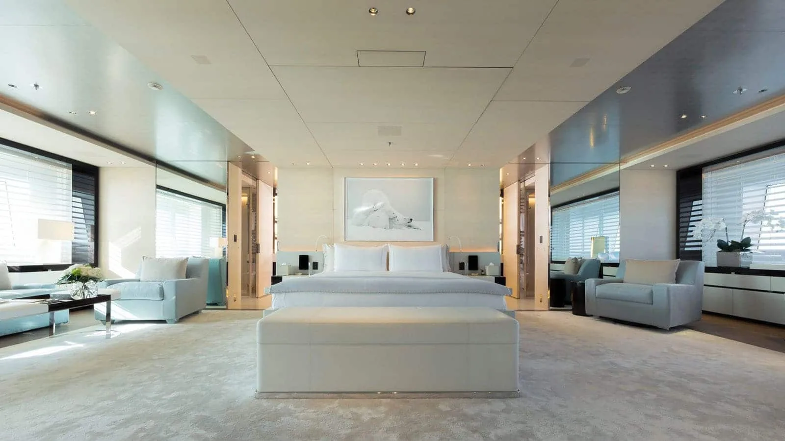 NAUTILUS - photo 29 yacht charter Cannes