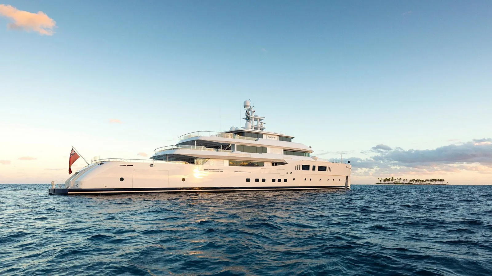 NAUTILUS - photo 39 yacht charter Cannes