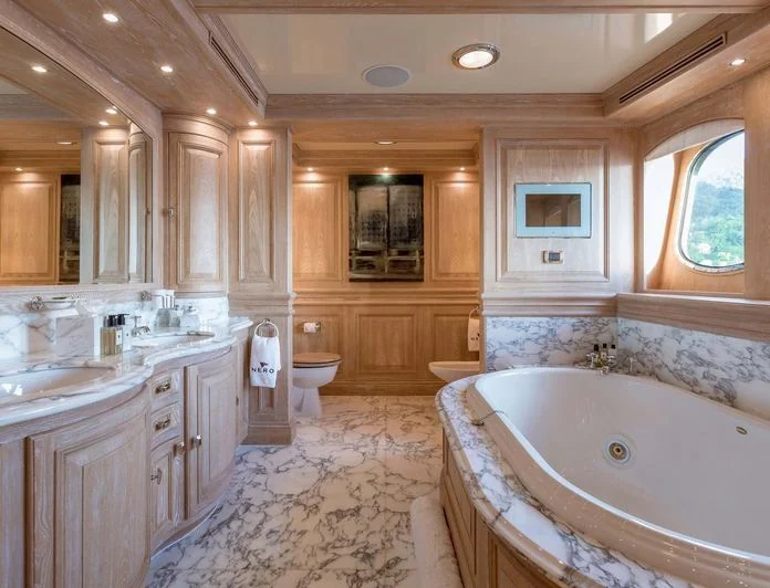 NERO - photo 4, NERO yacht charter