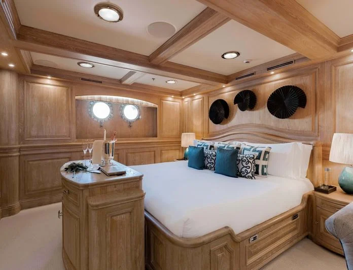 NERO - photo 5, NERO yacht charter