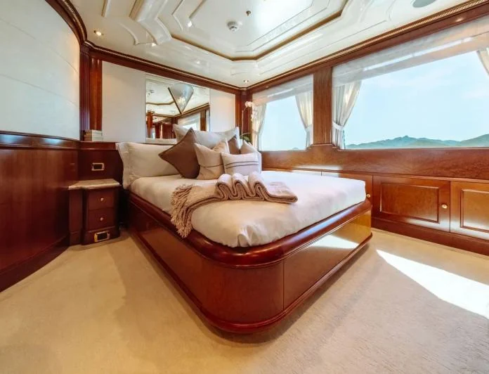 NEXT CHAPTER - photo 4, NEXT CHAPTER yacht charter