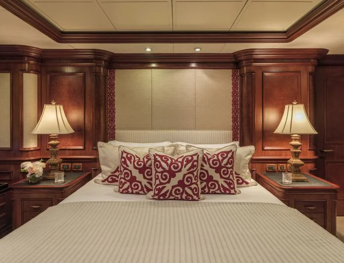 NOMAD - photo 9, NOMAD yacht charter