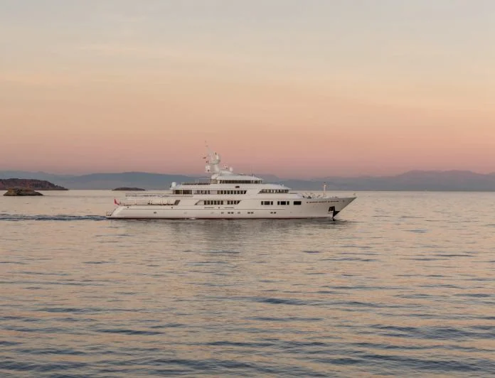 NOMAD - photo 18, NOMAD yacht charter