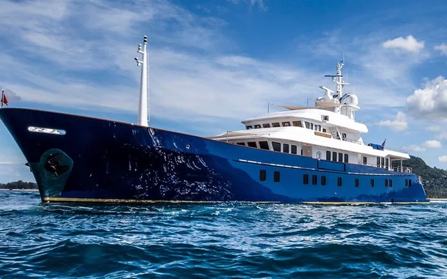 NORTHERN SUN - explorer for week charter
