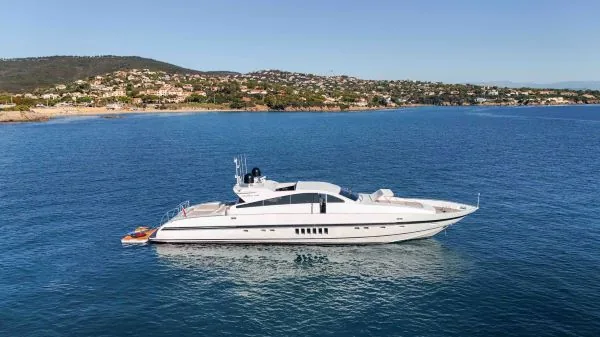 NOTORIOUS - photo 2 yacht charter Cannes