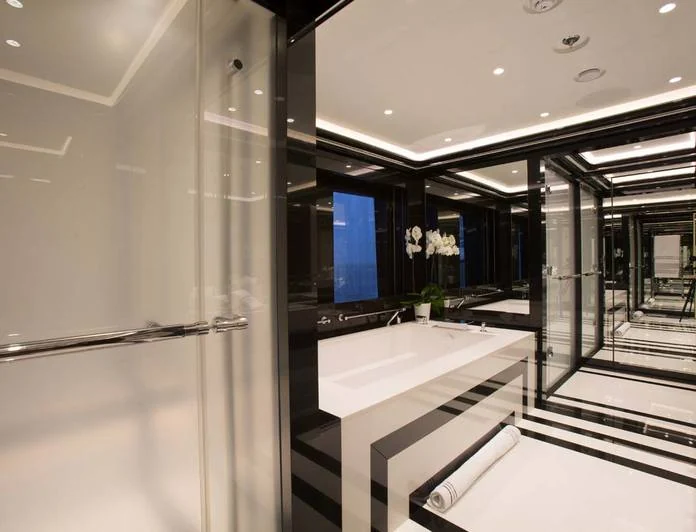 OKTO - photo 6, OKTO yacht charter