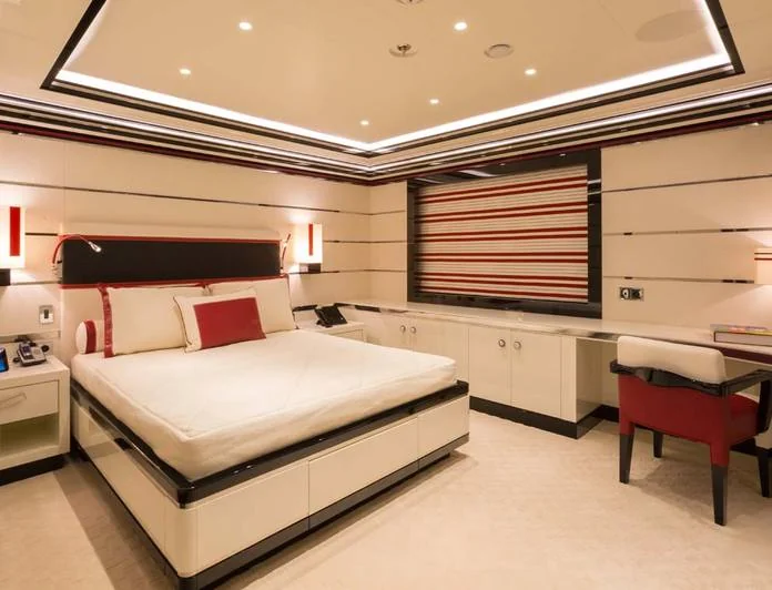 OKTO - photo 8, OKTO yacht charter