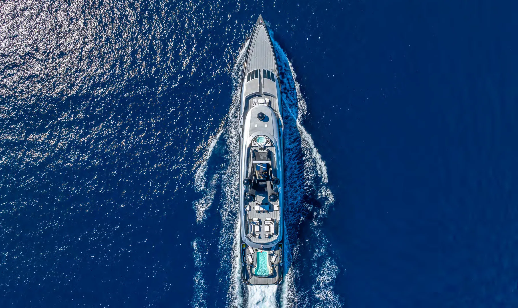 OKTO - photo 40 yacht charter Cannes