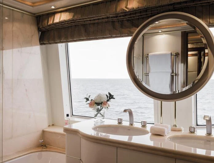 OLYMPUS - photo 4, OLYMPUS yacht charter