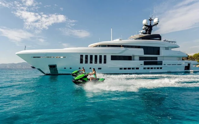 OURANOS - superyacht for week charter