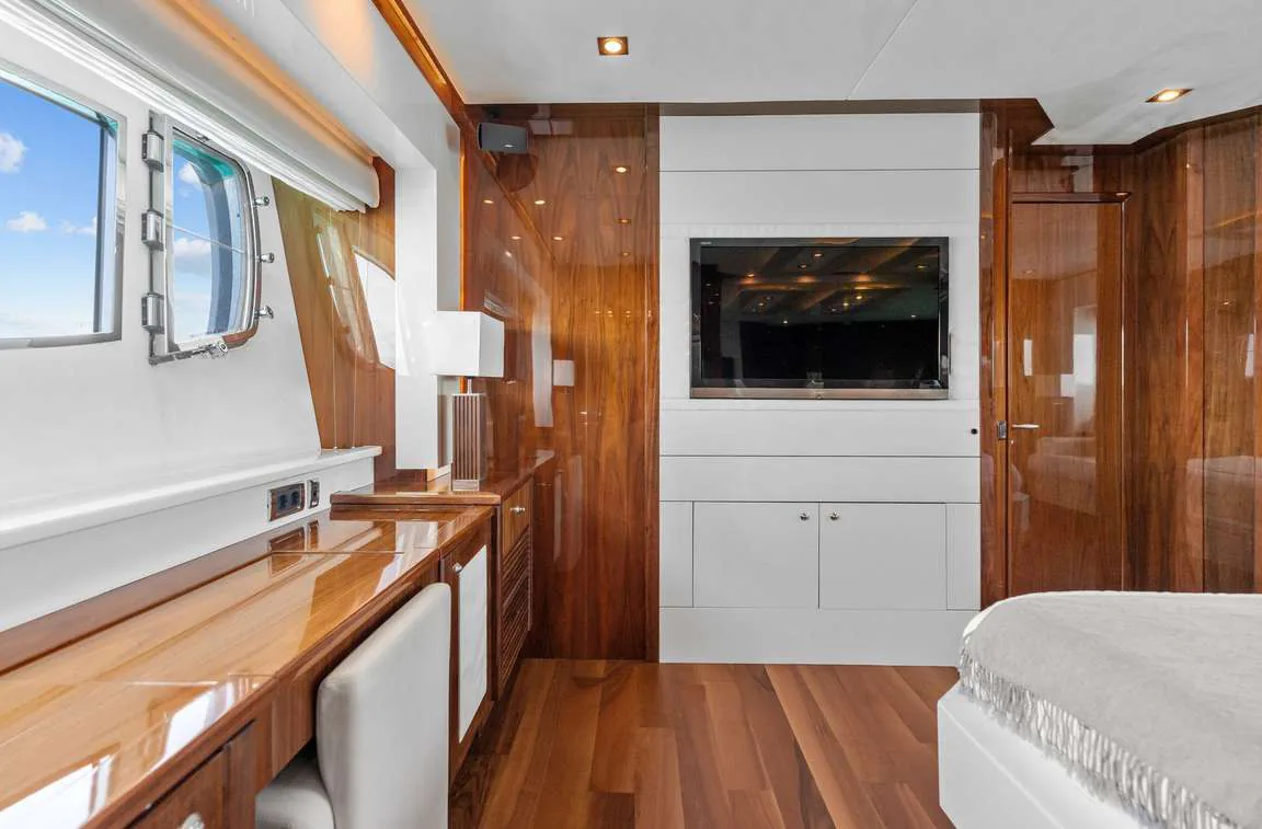 Palumba - photo 25 yacht charter Cannes
