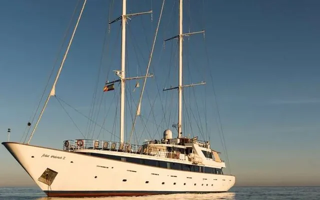 PAN ORAMA II - sailing yacht for week charter