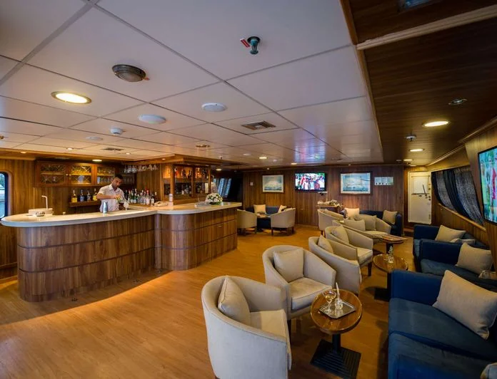 PAN ORAMA - photo 3, PAN ORAMA yacht charter