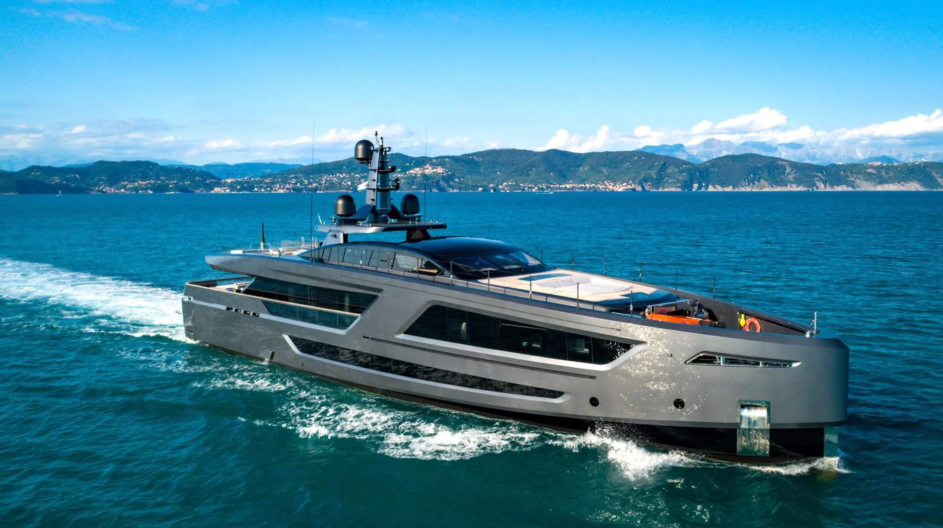Panam - photo 2 yacht charter Cannes