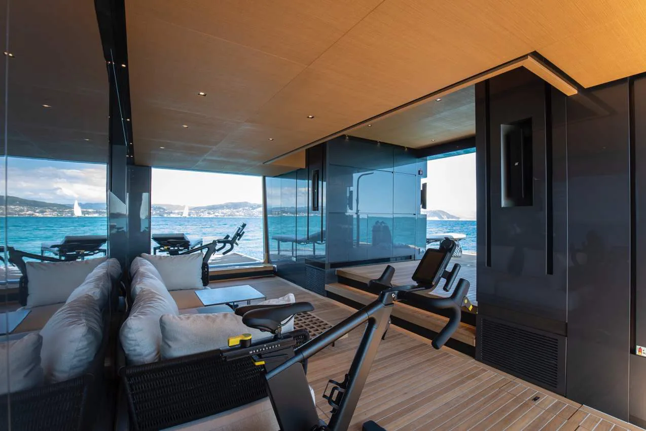 Panam - photo 16 yacht charter Cannes