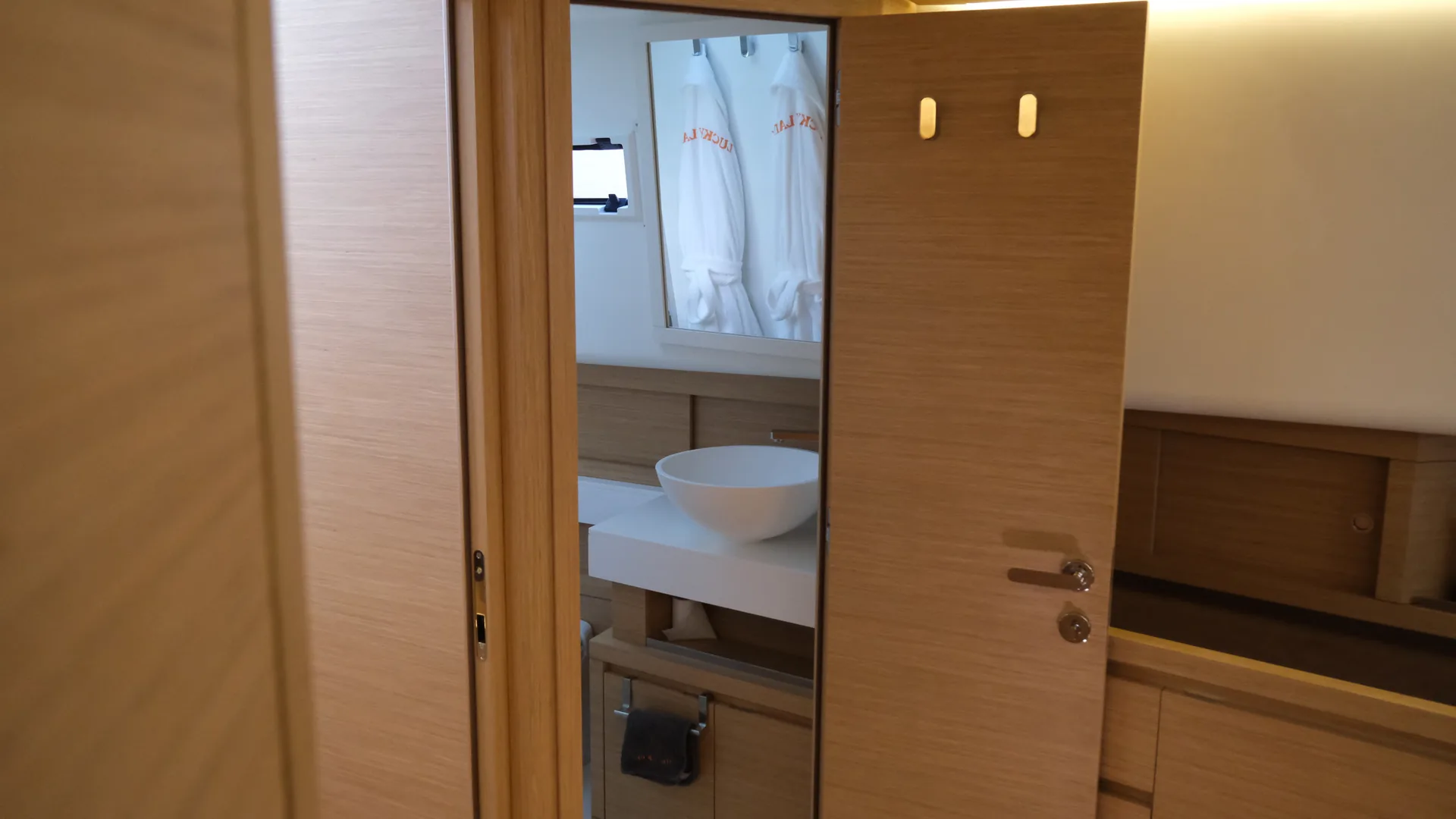 Pardo 50 - photo 17 yacht charter Cannes