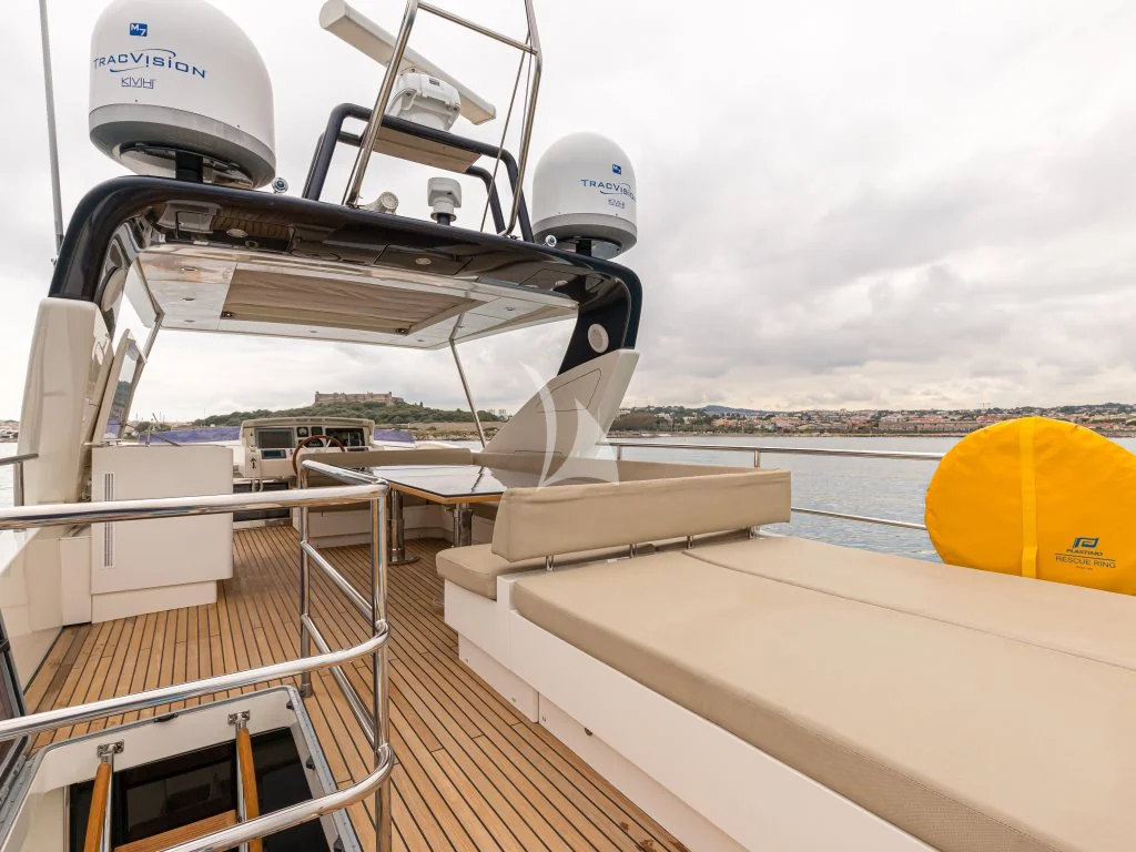 Passion - photo 5 yacht charter Cannes