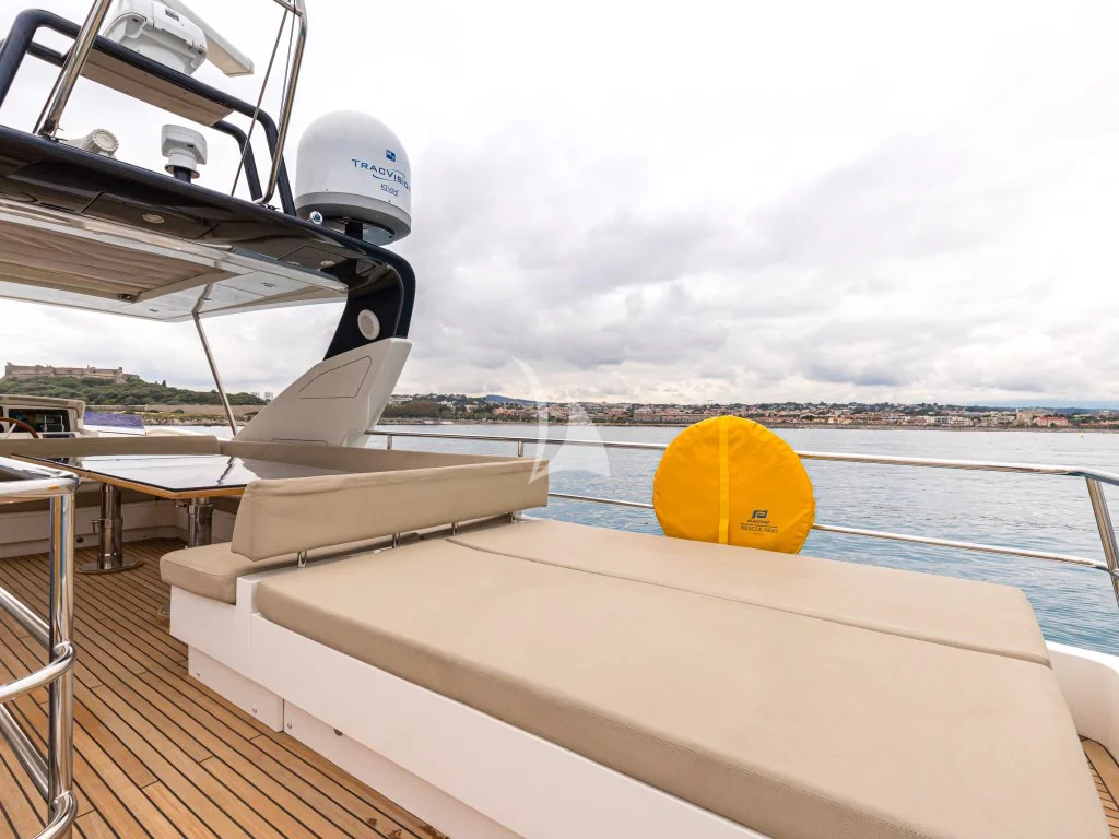 Passion - photo 6 yacht charter Cannes