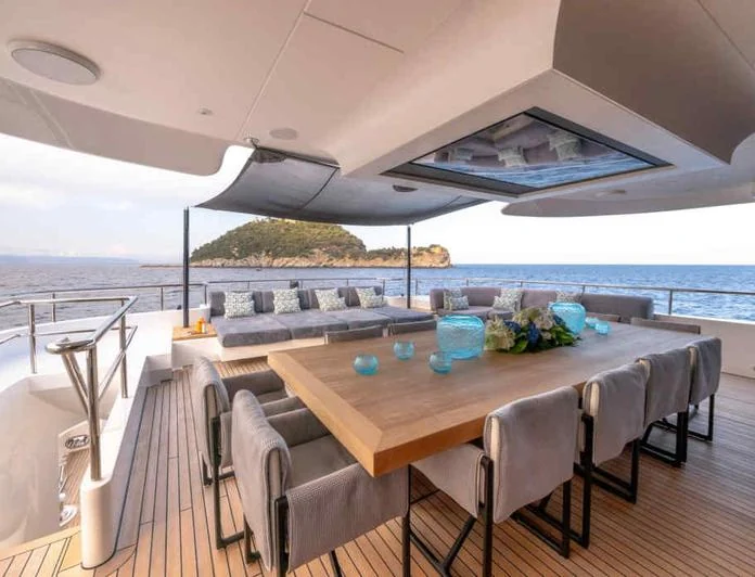 PEARL - photo 17, PEARL yacht charter