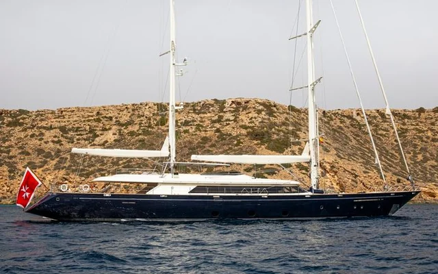 PERSEUS - sailing yacht for week charter