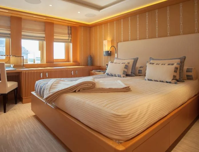 PLAN B - photo 8, PLAN B yacht charter