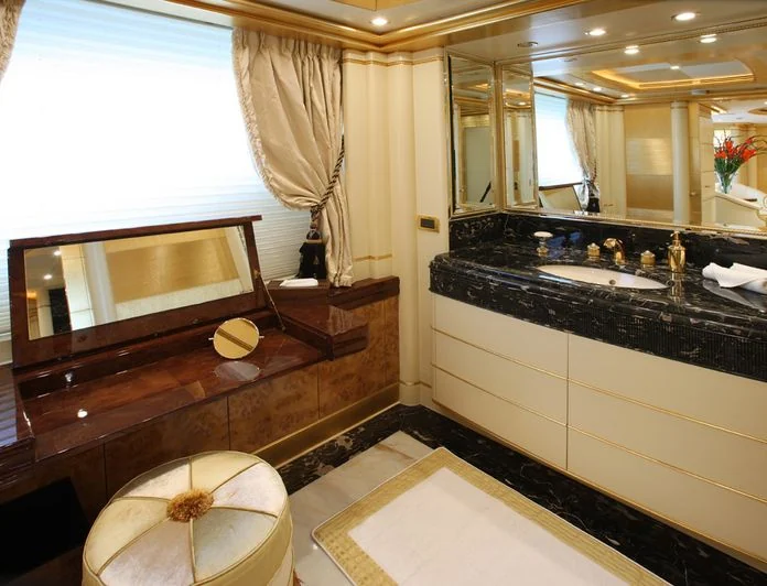 PLATINUM - photo 7, PLATINUM yacht charter