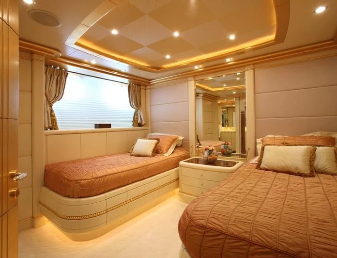 PLATINUM - photo 8, PLATINUM yacht charter