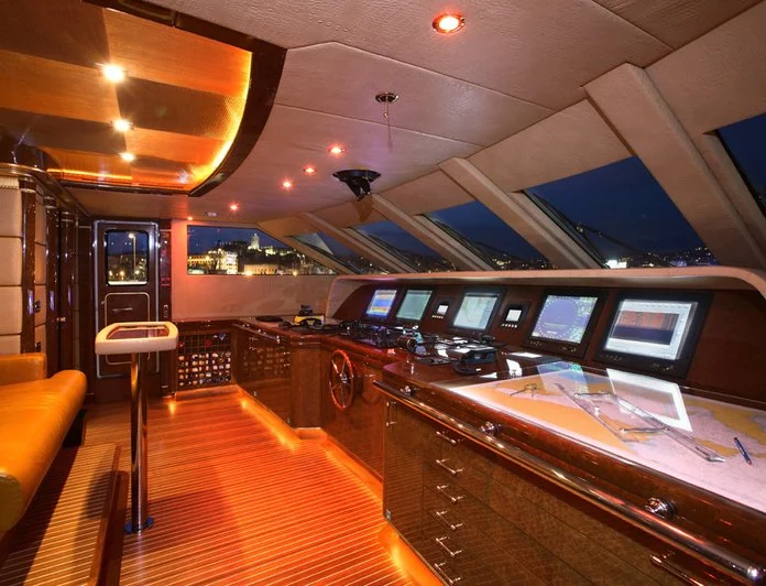 PLATINUM - photo 9, PLATINUM yacht charter