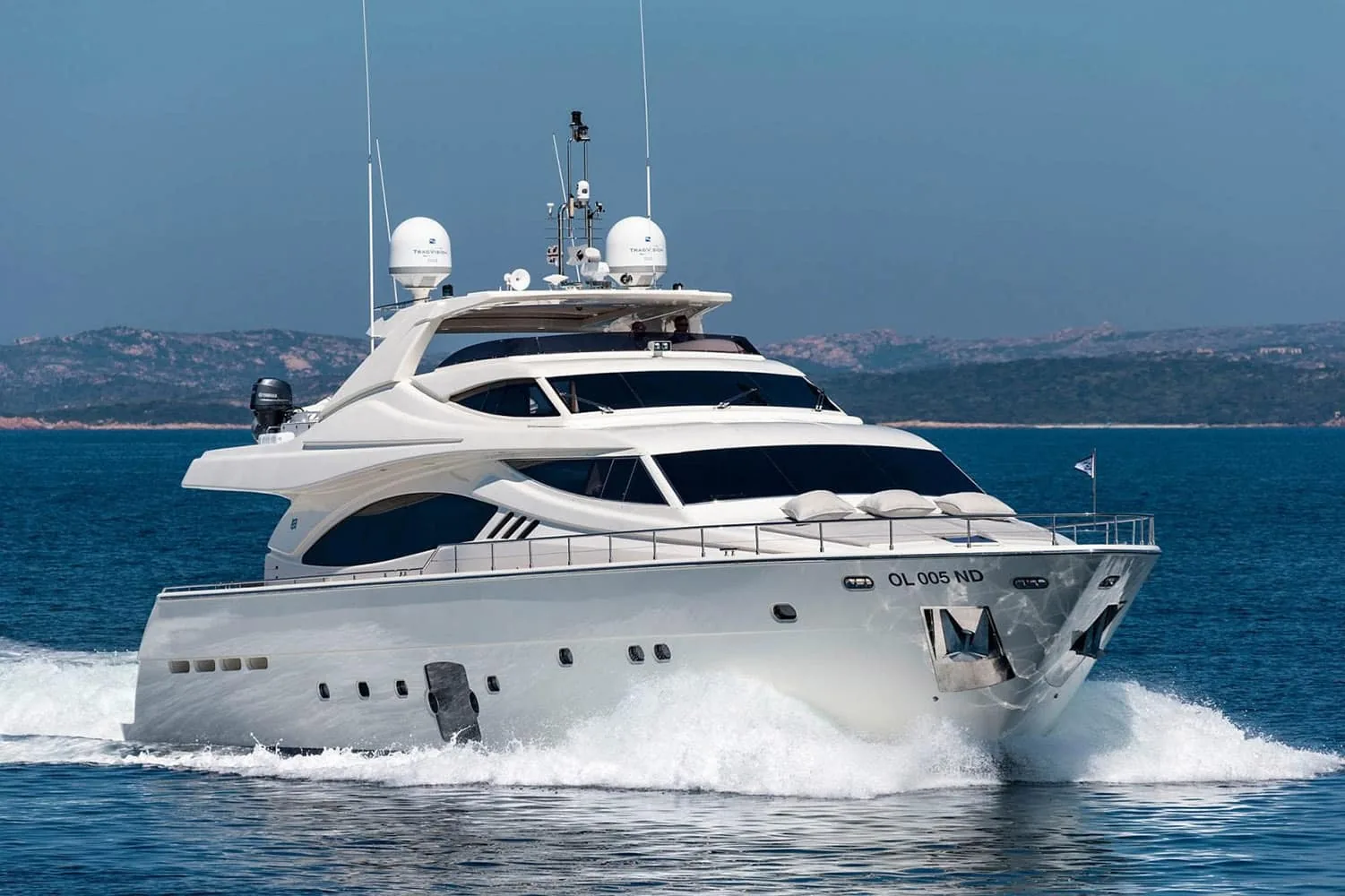 PORTHOS - photo 4 yacht charter Cannes