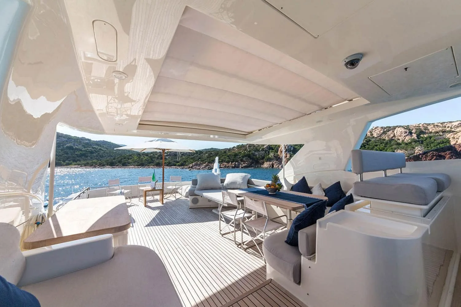 PORTHOS - photo 13 yacht charter Cannes