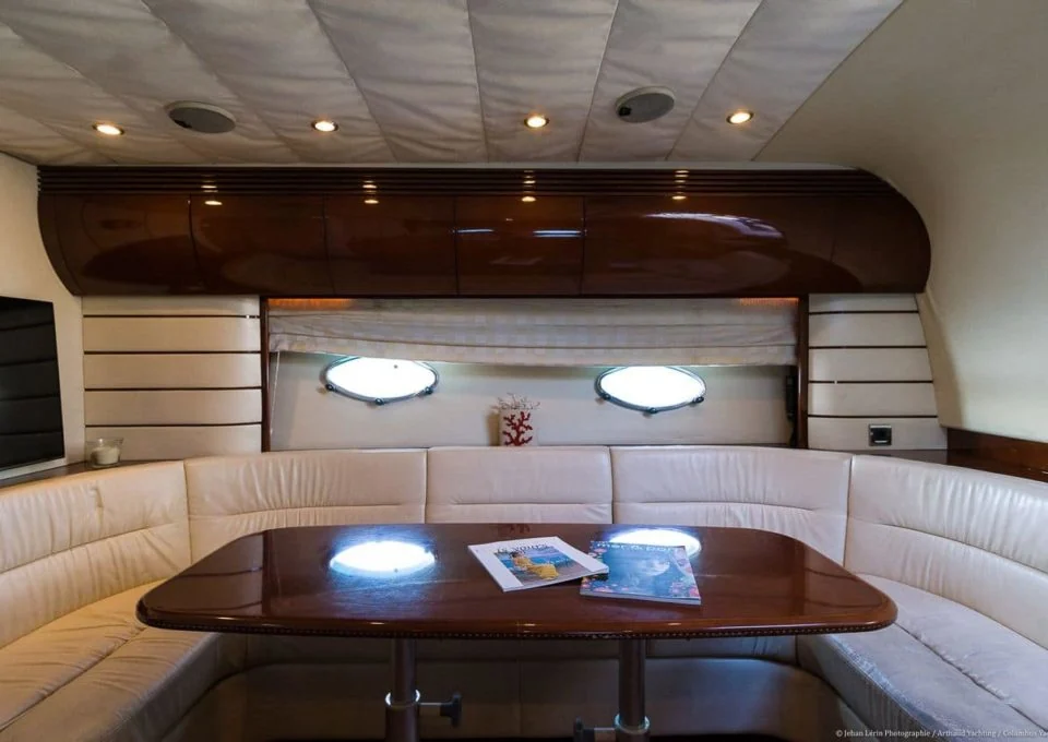 Princess V50 - photo 5 yacht charter Cannes