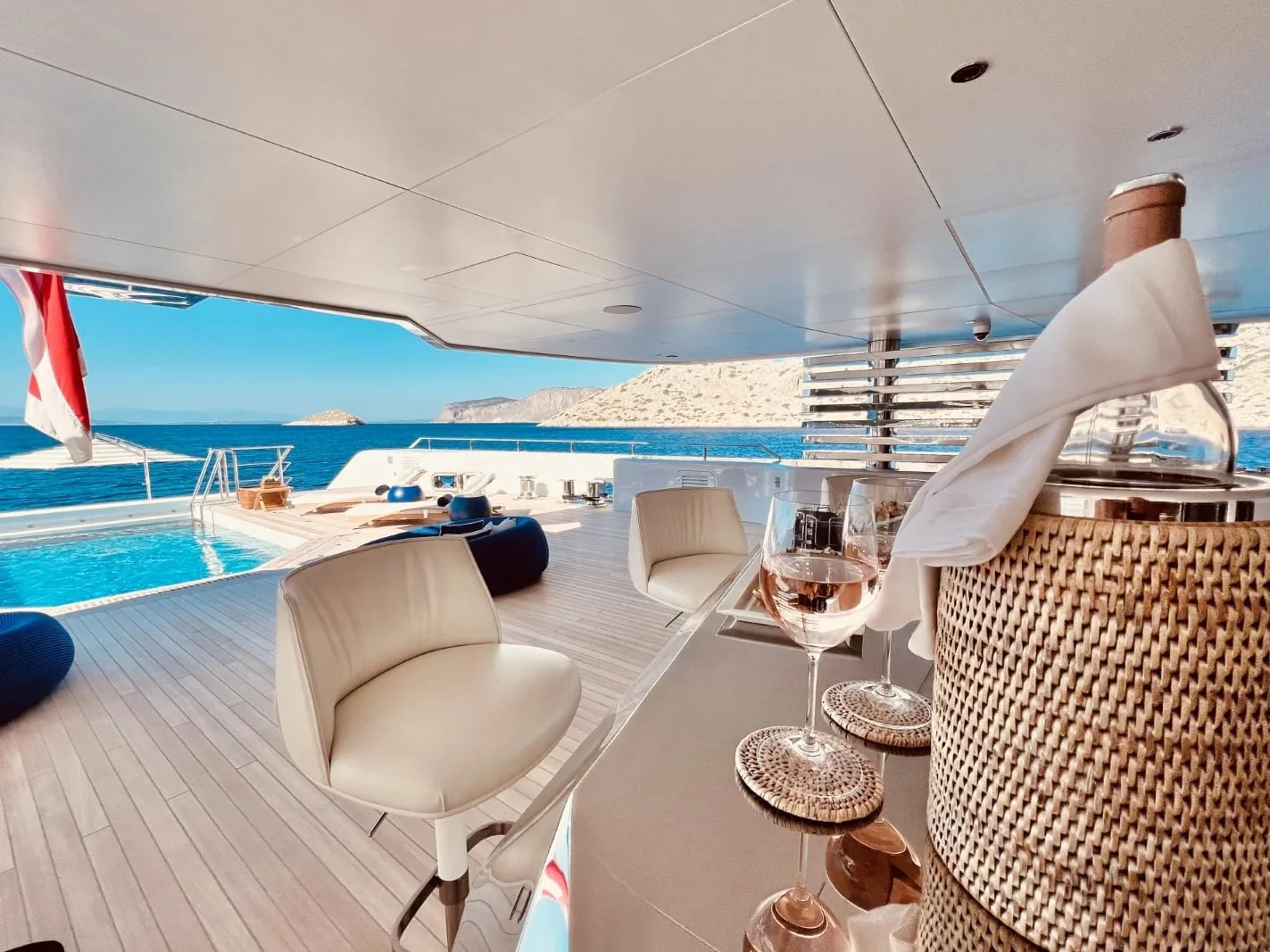 PROJECT X - photo 5 location yacht Cannes