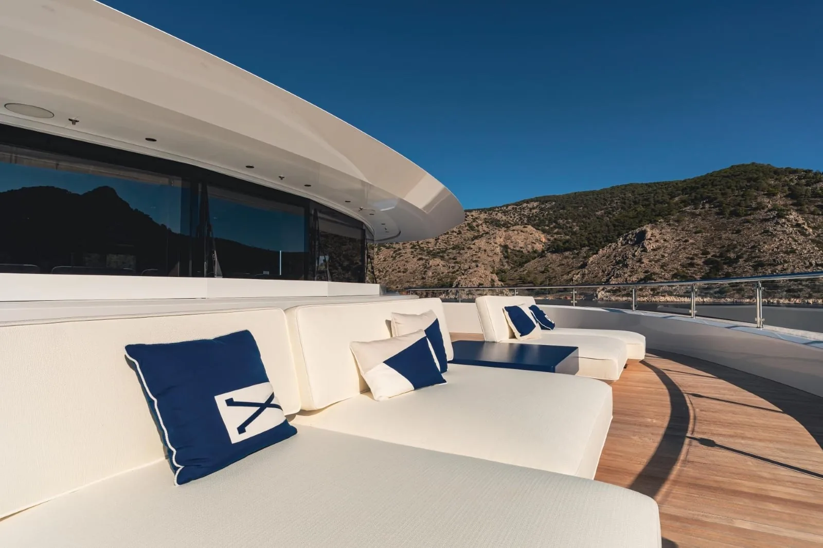 PROJECT X - photo 20 location yacht Cannes