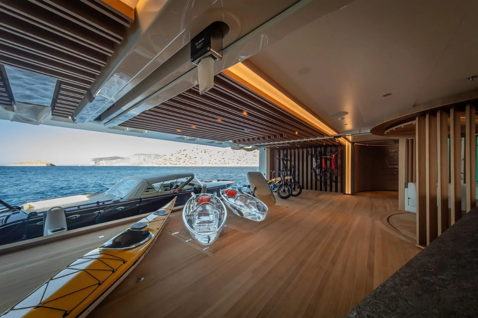 PROJECT X - photo 25 location yacht Cannes