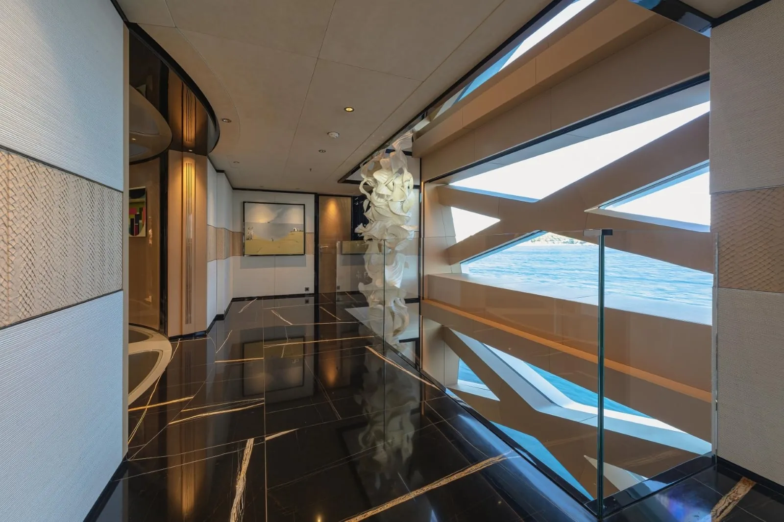 PROJECT X - photo 32 location yacht Cannes